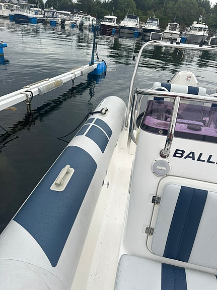 Sjøsterk Ballistic RIB med båthenger 4 of 5