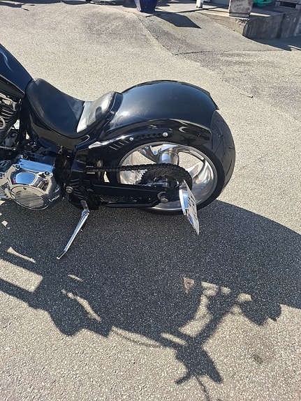 Harley-Davidson FXST Softail Standard / Custom 6 of 10
