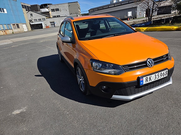 Volkswagen Polo Cross 3 of 5