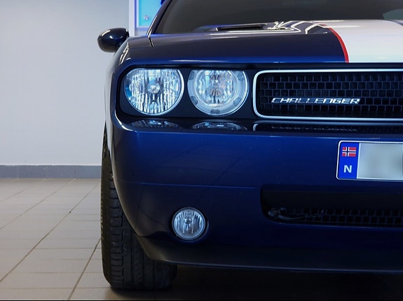 Dodge Challenger 2 of 29