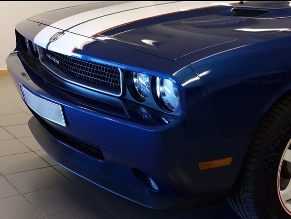 Dodge Challenger 12 of 29