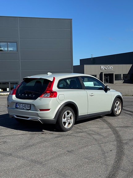 Volvo C30 9 of 16