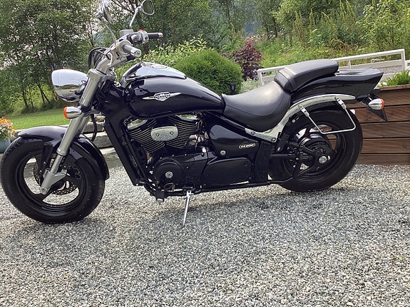 Suzuki VZ 800 Marauder 5 of 5