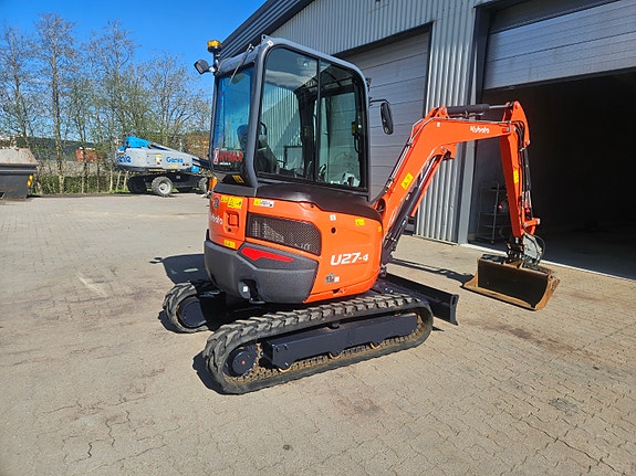 Kubota U-27-4