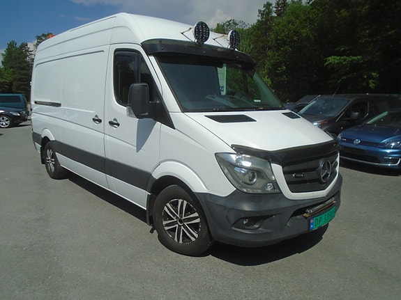Mercedes-Benz Sprinter 3 of 5
