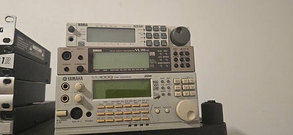 Yamaha MU1000 Tone Generator Motif Sound Module Synthesizer | FINN