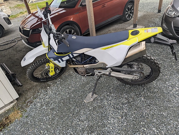 Husqvarna 701 Enduro 3 of 6