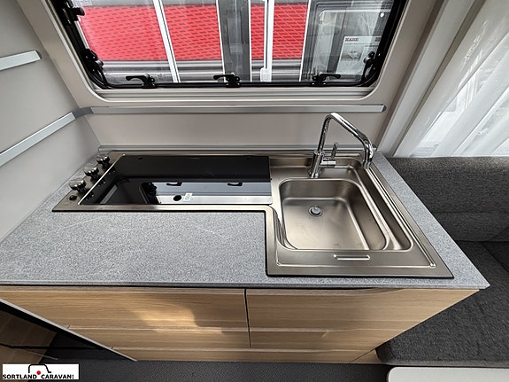 Adria ADORA 572 UT Overståer kampanje! 17 of 30