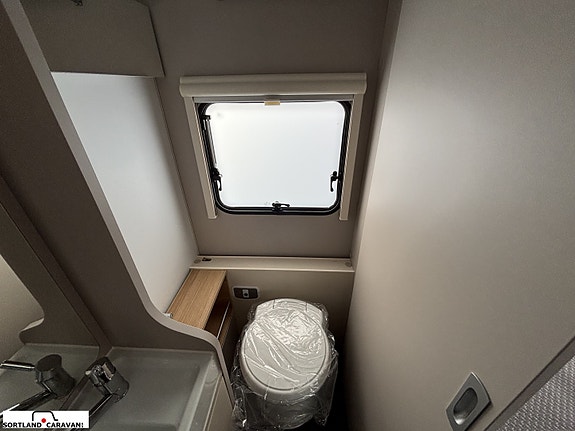 Adria ADORA 572 UT Overståer kampanje! 26 of 30