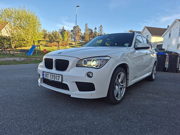BMW X1 2 of 5