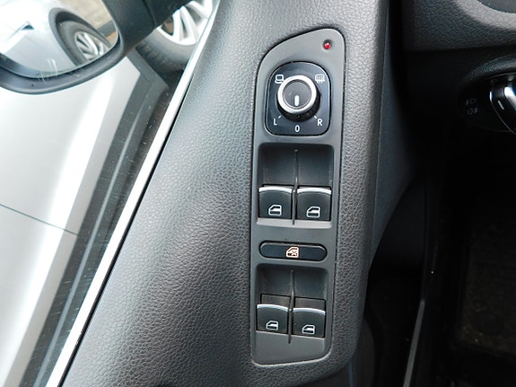 Volkswagen Tiguan 18 of 21
