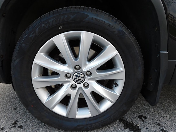 Volkswagen Tiguan 14 of 21