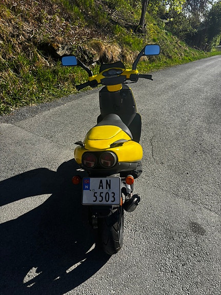 Aprilia SR 50 5 of 7
