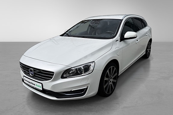 Volvo V60 13 of 30