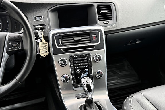Volvo V60 26 of 30