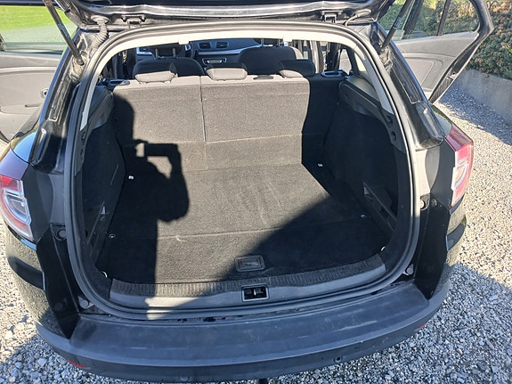 Renault Megane III 6 of 21