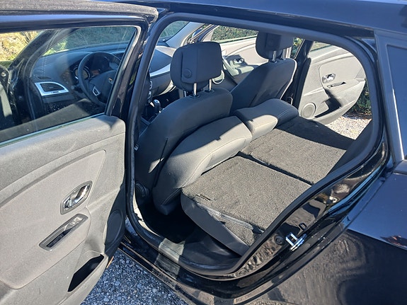 Renault Megane III 10 of 21