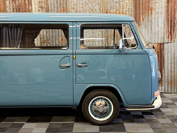 Volkswagen Transporter 4 of 30