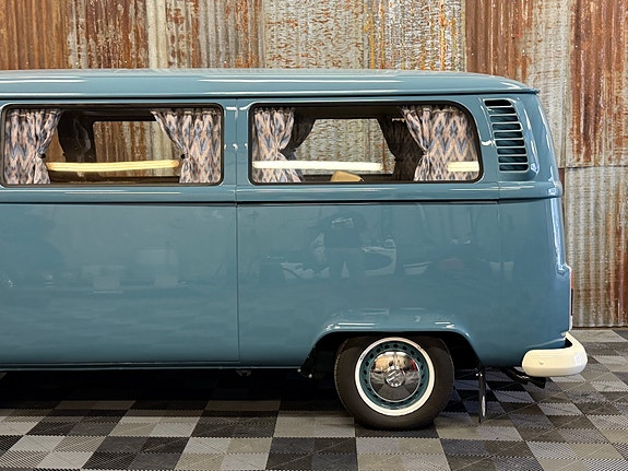 Volkswagen Transporter 12 of 30