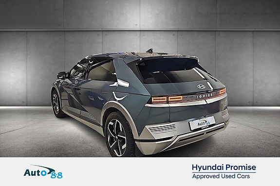 Hyundai Ioniq 5 4 of 5