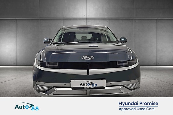 Hyundai Ioniq 5 3 of 5