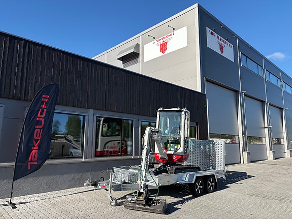 Takeuchi TB320, PAKKETILBUD MED MASKINHENGER, GARANTI 4ÅR/4000T