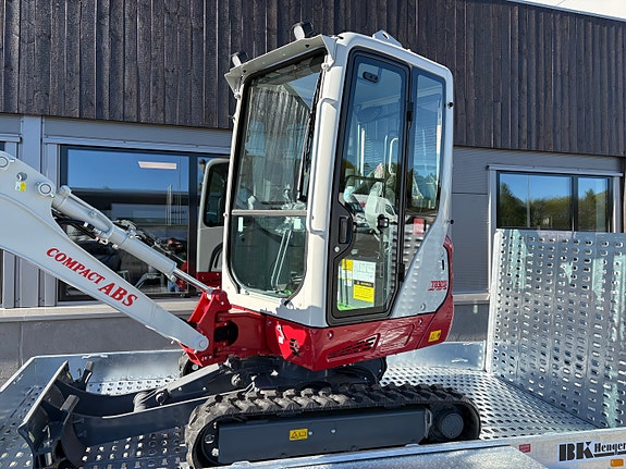 Takeuchi TB320, PAKKETILBUD MED MASKINHENGER, GARANTI 4ÅR/4000T 5 of 5