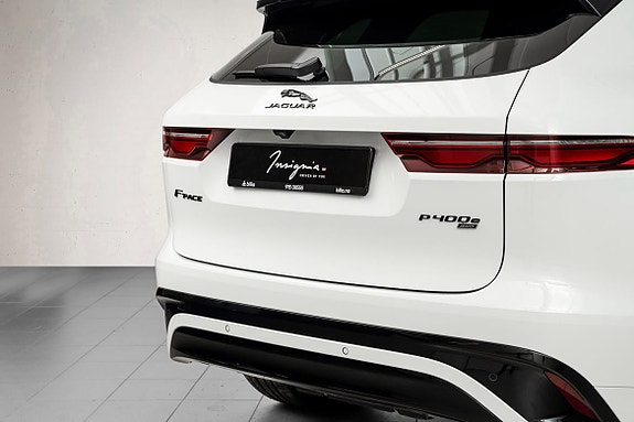 Jaguar F-PACE 9 of 30