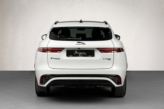 Jaguar F-PACE 6 of 30