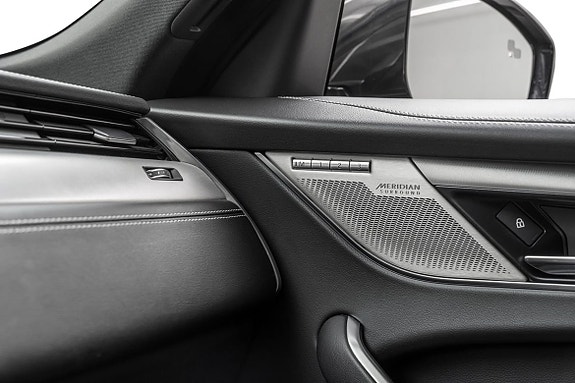 Jaguar F-PACE 25 of 30