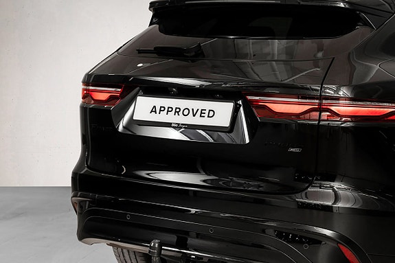 Jaguar F-PACE 9 of 30