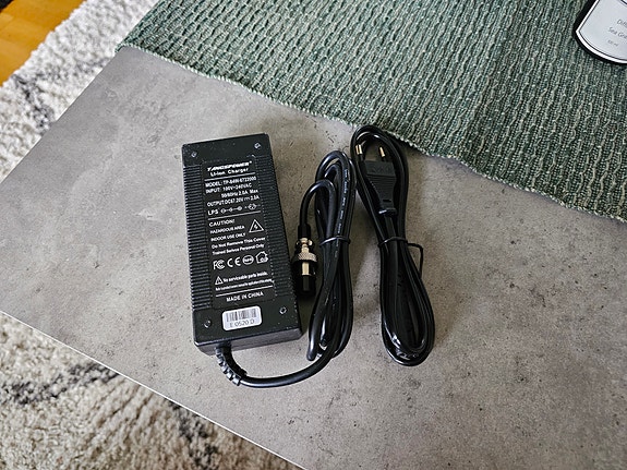 Product image 2 of 7
