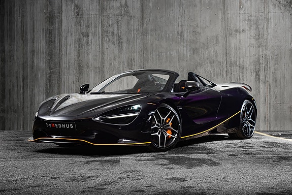 McLaren 750S 3 of 5