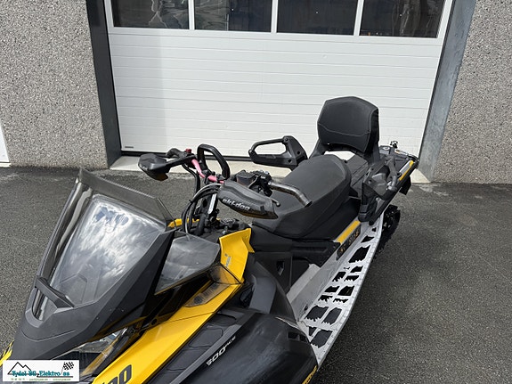 Ski-doo TUNDRA LT 600 ACE 3 of 4