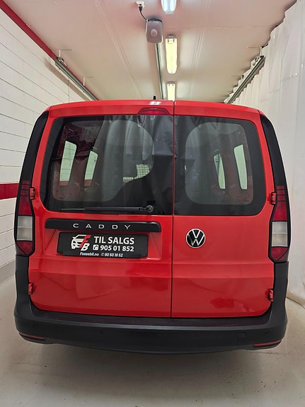 Volkswagen Caddy Maxi 24 of 28