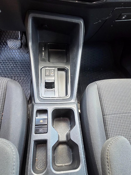 Volkswagen Caddy Maxi 15 of 28