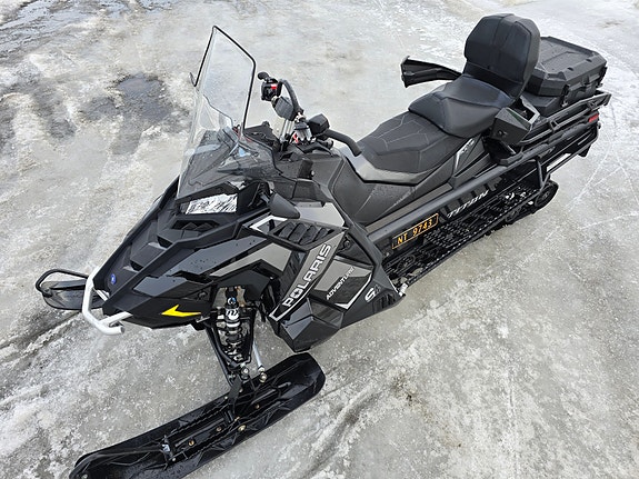 Polaris S4 Titan Adventure 9 of 14