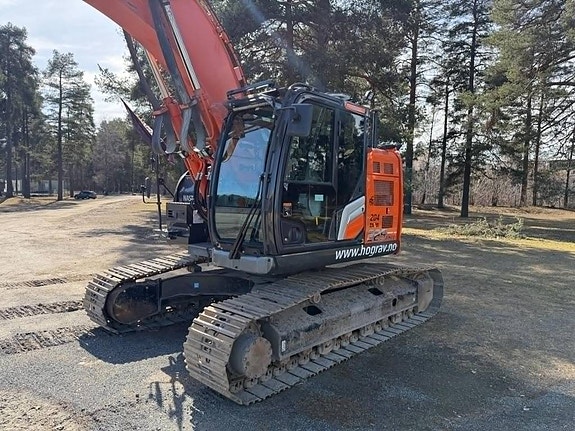 Hitachi ZX225USLC-7