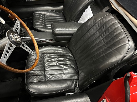 Jaguar E-TYPE 28 of 30