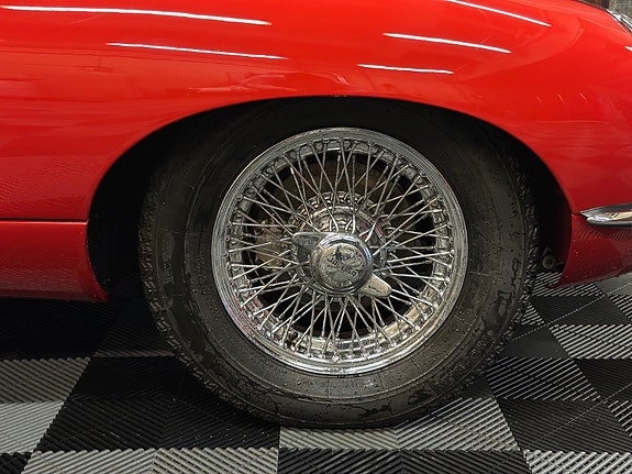 Jaguar E-TYPE 11 of 30