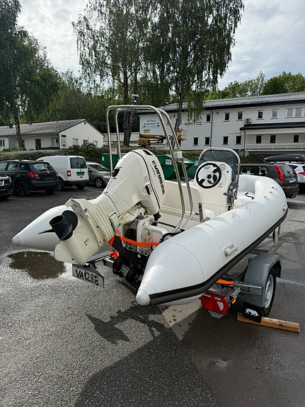 BRIG F450L med Evinrude 50hk/Respo 18 båt henger! 7 of 30