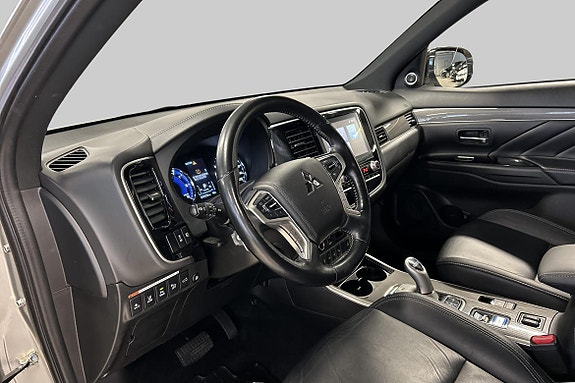 Mitsubishi Outlander 17 hos Sommerseth