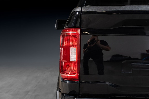 Ford F-150 8 of 27