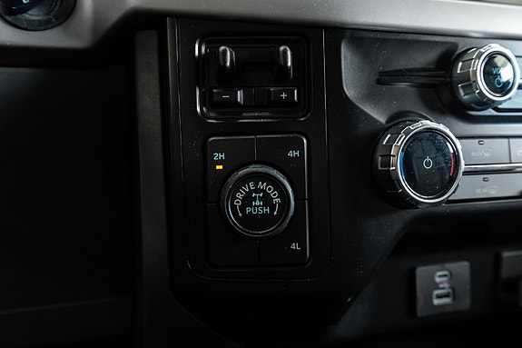 Ford F-150 24 of 27