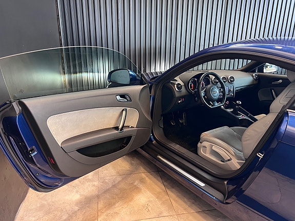 Audi TT 12 of 30