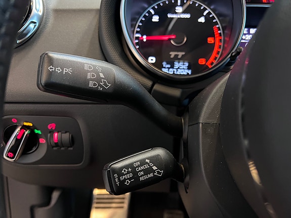 Audi TT 17 of 30
