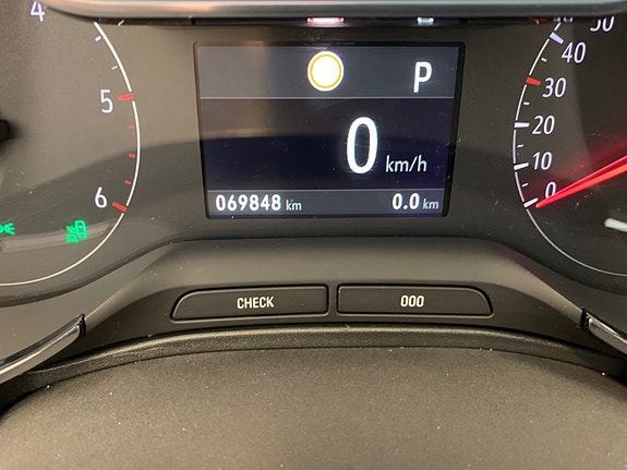 Opel Grandland X 18 of 30