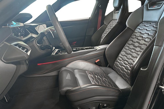Audi e-tron GT RS 5 of 5