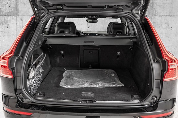 Volvo XC60 23 of 30