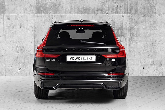Volvo XC60 5 of 30